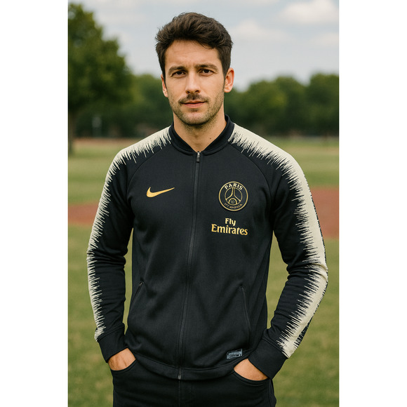 Nike PSG Paris Saint-Germain Jacket Black Gold Dri-Fit Size Small 2018-19 Season - Picture 8 of 11